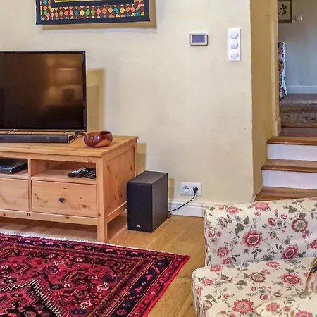 Holiday home 3 Bedroom Lovely Home In St, Priest La Fougeres *